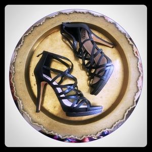 Vince Camuto Black Leather Gladiator Heels NWOT